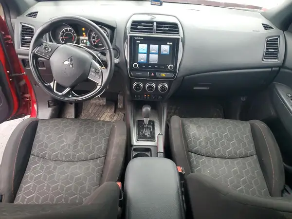 JA4AR3AU0LU025727 2020 MITSUBISHI OUTLANDER - Image 8