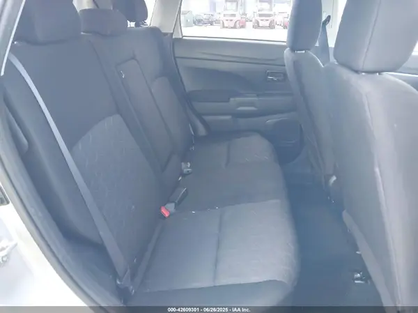 JA4AR3AU0LU026067 2020 MITSUBISHI OUTLANDER - Image 8
