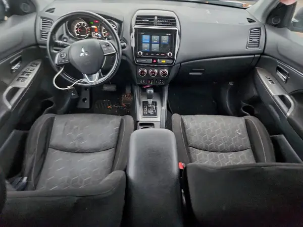 JA4AR3AU0LU028739 2020 MITSUBISHI OUTLANDER - Image 8