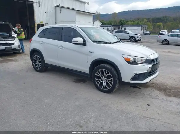 JA4AR3AU1GZ053366 2016 MITSUBISHI OUTLANDER - Image 1