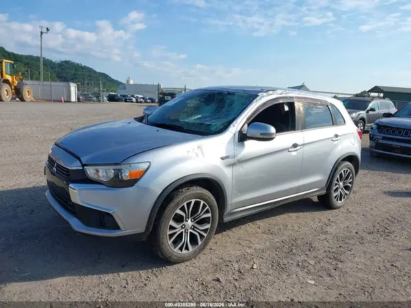 JA4AR3AU1GZ054324 2016 MITSUBISHI OUTLANDER - Image 2