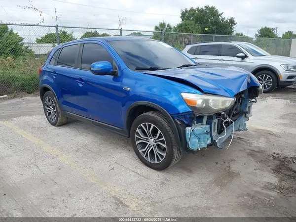 JA4AR3AU1HZ002385 2017 MITSUBISHI OUTLANDER - Image 1
