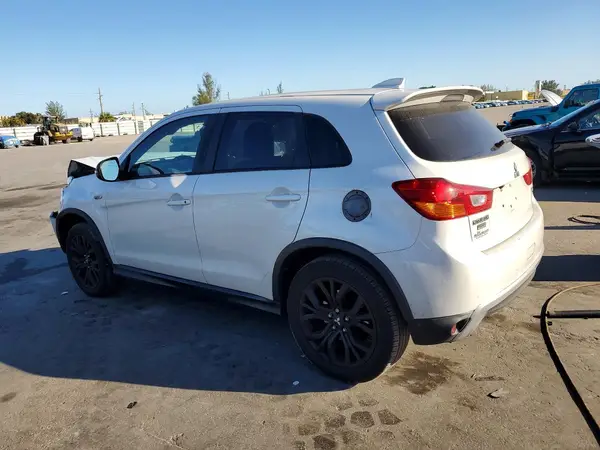 JA4AR3AU1HZ044863 2017 MITSUBISHI OUTLANDER - Image 2