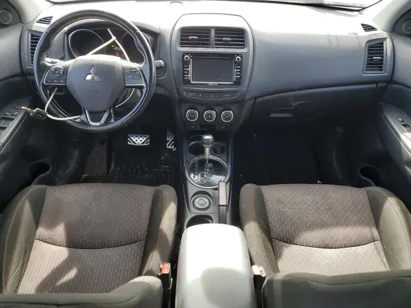 JA4AR3AU1HZ062618 2017 MITSUBISHI OUTLANDER - Image 8