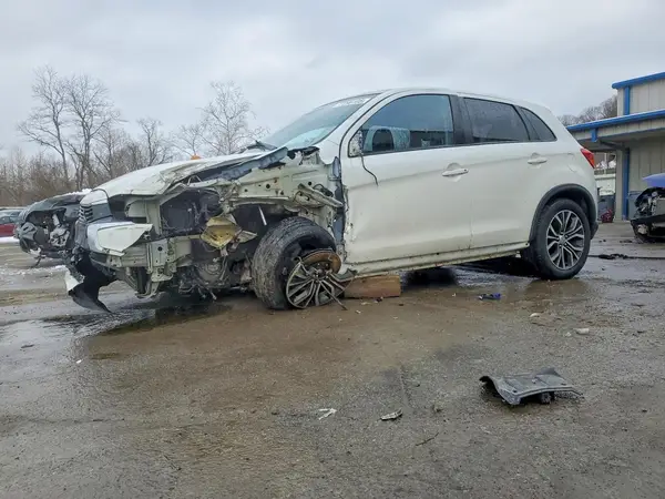 JA4AR3AU1HZ067463 2017 MITSUBISHI OUTLANDER - Image 1