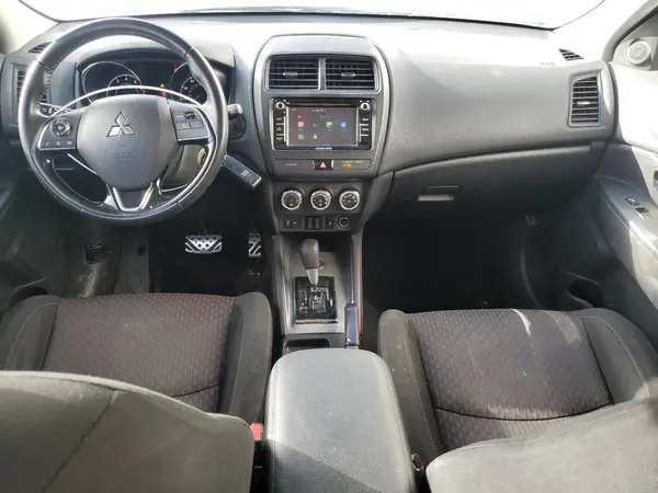 JA4AR3AU1JU007590 2018 MITSUBISHI OUTLANDER - Image 8