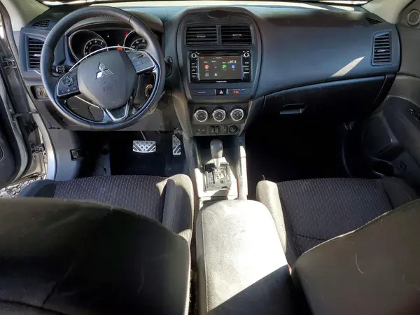 JA4AR3AU1JU011784 2018 MITSUBISHI OUTLANDER - Image 8
