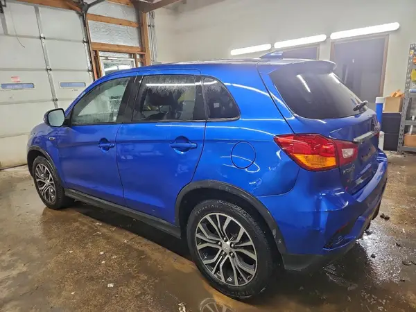 JA4AR3AU1JU018363 2018 MITSUBISHI OUTLANDER - Image 2