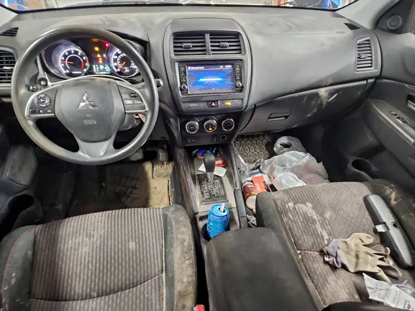 JA4AR3AU1JU018363 2018 MITSUBISHI OUTLANDER - Image 8