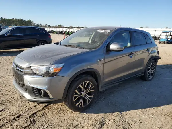 JA4AR3AU1JU022901 2018 MITSUBISHI OUTLANDER - Image 1