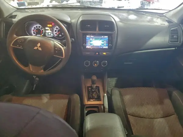 JA4AR3AU1JZ006068 2018 MITSUBISHI OUTLANDER - Image 8
