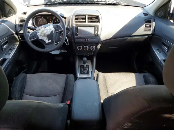 JA4AR3AU1JZ014073 2018 MITSUBISHI OUTLANDER - Image 8