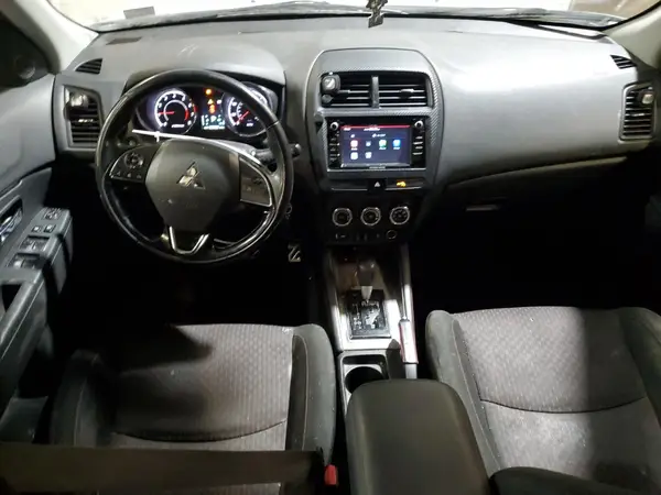 JA4AR3AU1JZ022545 2018 MITSUBISHI OUTLANDER - Image 8