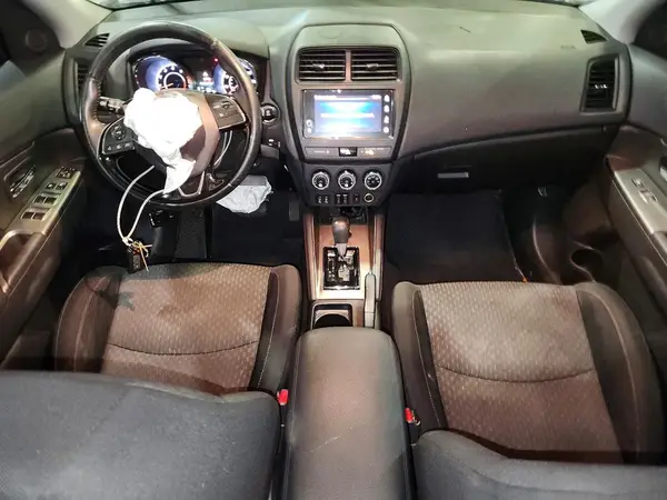 JA4AR3AU1KU003105 2019 MITSUBISHI OUTLANDER - Image 8