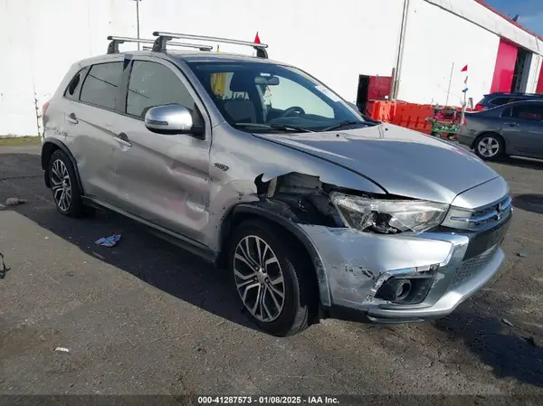 JA4AR3AU1KU007560 2019 MITSUBISHI OUTLANDER - Image 1