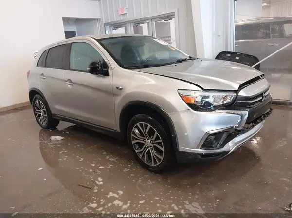 JA4AR3AU1KU010832 2019 MITSUBISHI OUTLANDER - Image 1