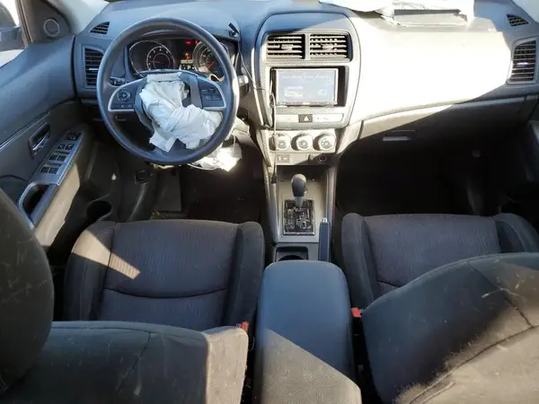 JA4AR3AU1KU011771 2019 MITSUBISHI OUTLANDER - Image 8