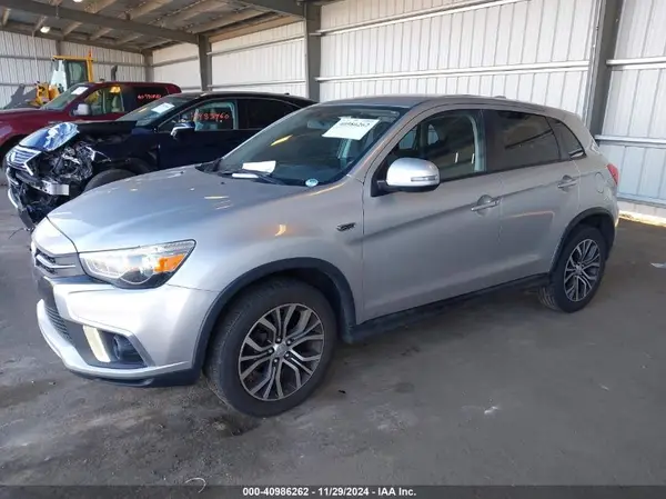 JA4AR3AU1KU012693 2019 MITSUBISHI OUTLANDER - Image 2