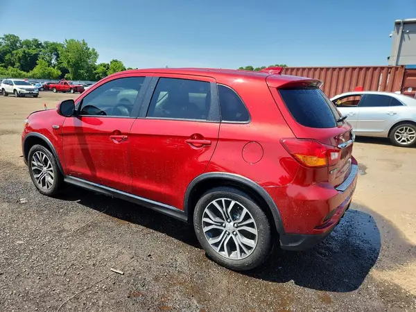 JA4AR3AU1KU014573 2019 MITSUBISHI OUTLANDER - Image 2