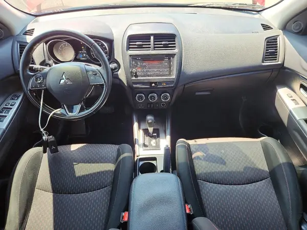 JA4AR3AU1KU014573 2019 MITSUBISHI OUTLANDER - Image 8