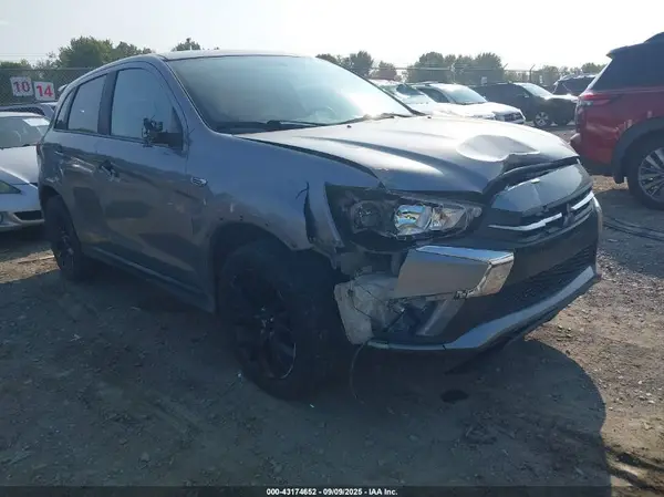 JA4AR3AU1KU016579 2019 MITSUBISHI OUTLANDER - Image 1