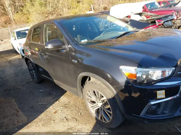 JA4AR3AU1KU024147 2019 MITSUBISHI OUTLANDER - Image 1