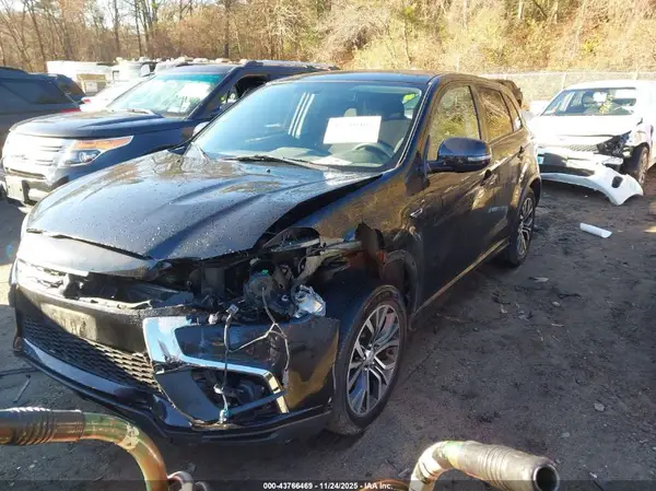 JA4AR3AU1KU024147 2019 MITSUBISHI OUTLANDER - Image 2