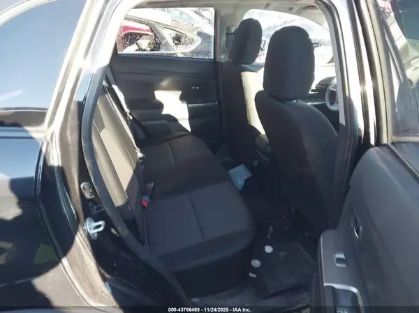 JA4AR3AU1KU024147 2019 MITSUBISHI OUTLANDER - Image 8