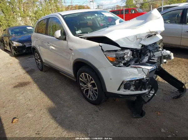 JA4AR3AU1KU026559 2019 MITSUBISHI OUTLANDER - Image 1