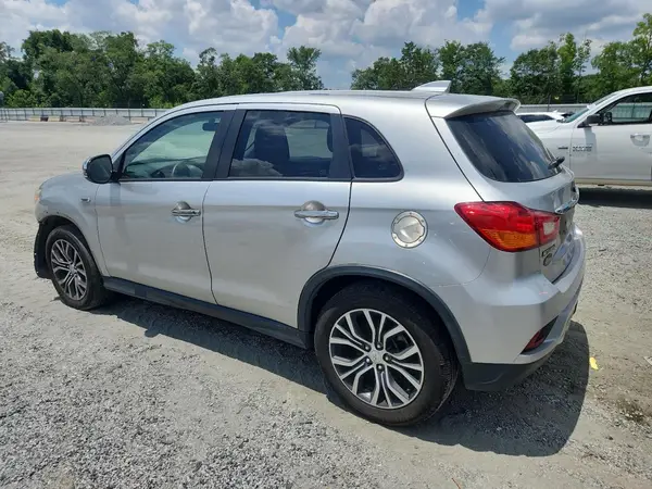 JA4AR3AU1KU026867 2019 MITSUBISHI OUTLANDER - Image 2