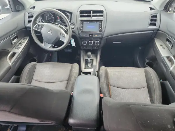 JA4AR3AU1KU026867 2019 MITSUBISHI OUTLANDER - Image 8