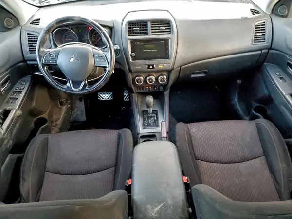 JA4AR3AU1KU030949 2019 MITSUBISHI OUTLANDER - Image 8