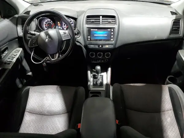 JA4AR3AU1KU031115 2019 MITSUBISHI OUTLANDER - Image 8