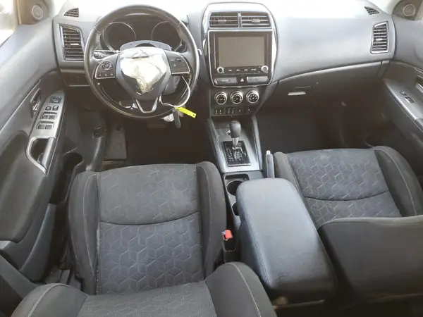 JA4AR3AU1LU000917 2020 MITSUBISHI OUTLANDER - Image 8