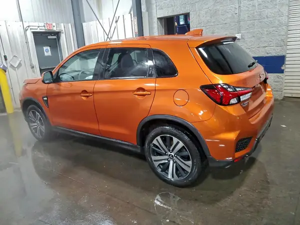 JA4AR3AU1LU001663 2020 MITSUBISHI OUTLANDER - Image 2