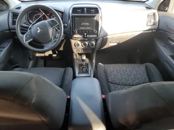 JA4AR3AU1LU011111 2020 MITSUBISHI OUTLANDER - Image 8