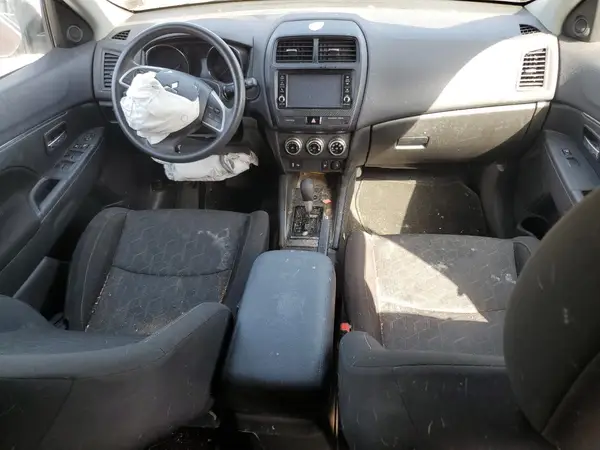 JA4AR3AU1LU012520 2020 MITSUBISHI OUTLANDER - Image 8