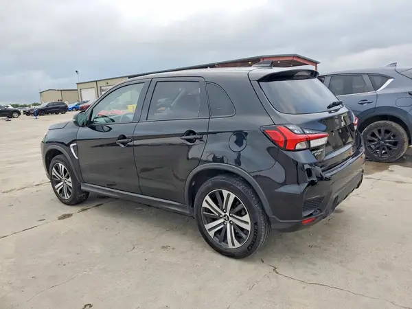 JA4AR3AU1LU014770 2020 MITSUBISHI OUTLANDER - Image 2