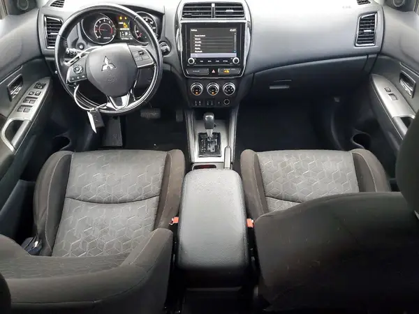JA4AR3AU1LU014770 2020 MITSUBISHI OUTLANDER - Image 8