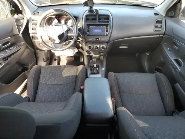 JA4AR3AU1LU014798 2020 MITSUBISHI OUTLANDER - Image 8
