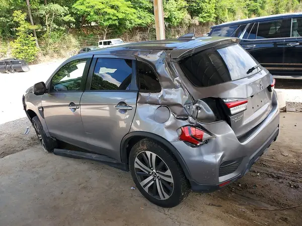 JA4AR3AU1LU014848 2020 MITSUBISHI OUTLANDER - Image 2
