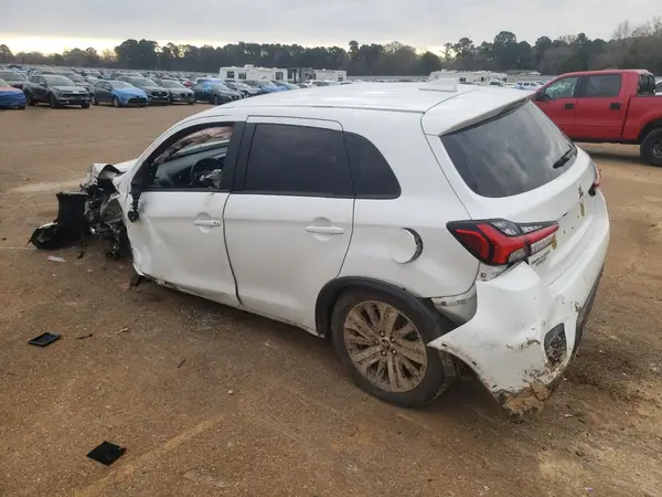 JA4AR3AU1LU018494 2020 MITSUBISHI OUTLANDER - Image 2