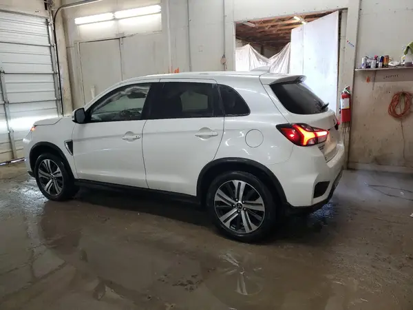 JA4AR3AU1LU019001 2020 MITSUBISHI OUTLANDER - Image 2