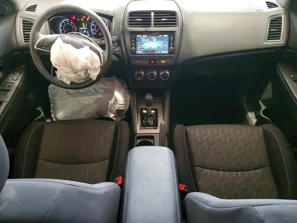 JA4AR3AU1LU027485 2020 MITSUBISHI OUTLANDER - Image 8