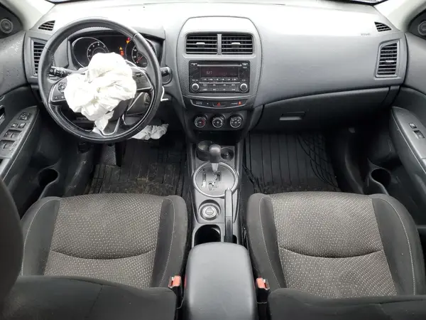 JA4AR3AU2GZ030579 2016 MITSUBISHI OUTLANDER - Image 8