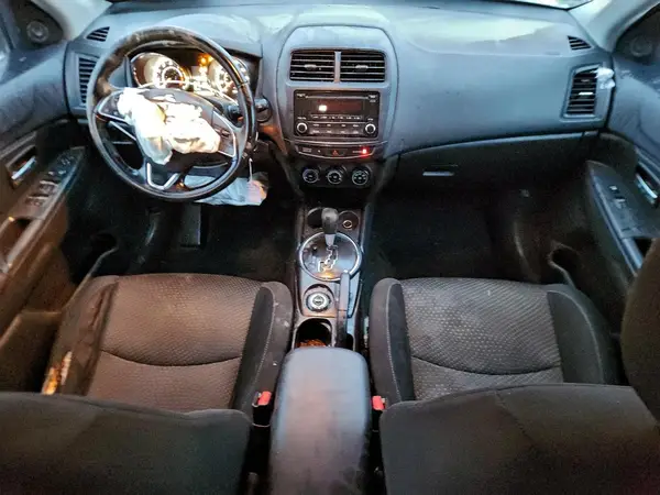 JA4AR3AU2GZ042540 2016 MITSUBISHI OUTLANDER - Image 8