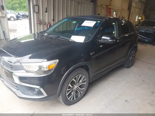 JA4AR3AU2GZ045423 2016 MITSUBISHI OUTLANDER - Image 2