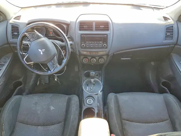 JA4AR3AU2GZ057555 2016 MITSUBISHI OUTLANDER - Image 8