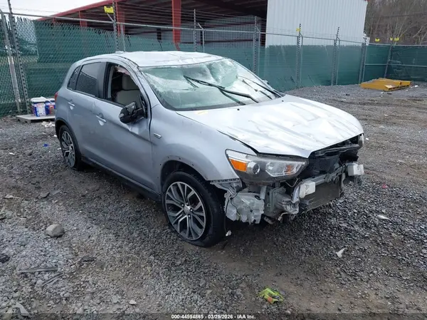 JA4AR3AU2HZ005344 2017 MITSUBISHI OUTLANDER - Image 1