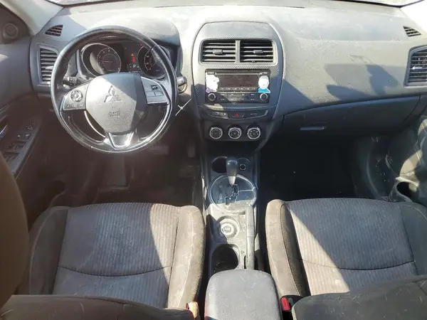 JA4AR3AU2HZ009863 2017 MITSUBISHI OUTLANDER - Image 8